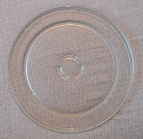 Talíř do mikrovlnné trouby - průměr 32,5 cm nehnaný s výstupky - POUŽITÝ