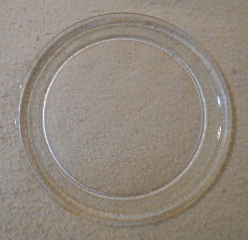 Talíř do mikrovlnné trouby - průměr 24,5 cm nehnaný - POUŽITÝ