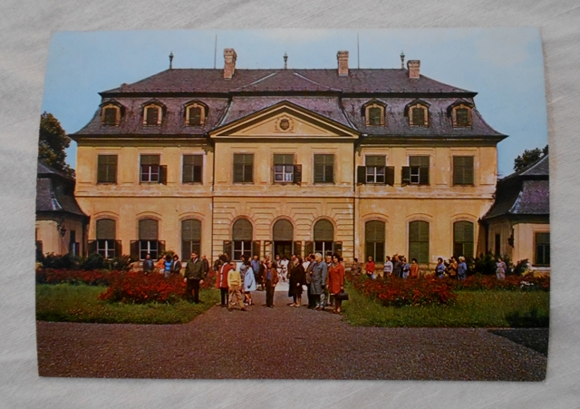 Pohlednice Náměšť na Hané Zámek - barevná nepoužitá - retro