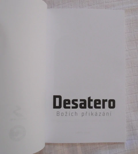 Loron Wade - Desatero Božích přikázání - 2020