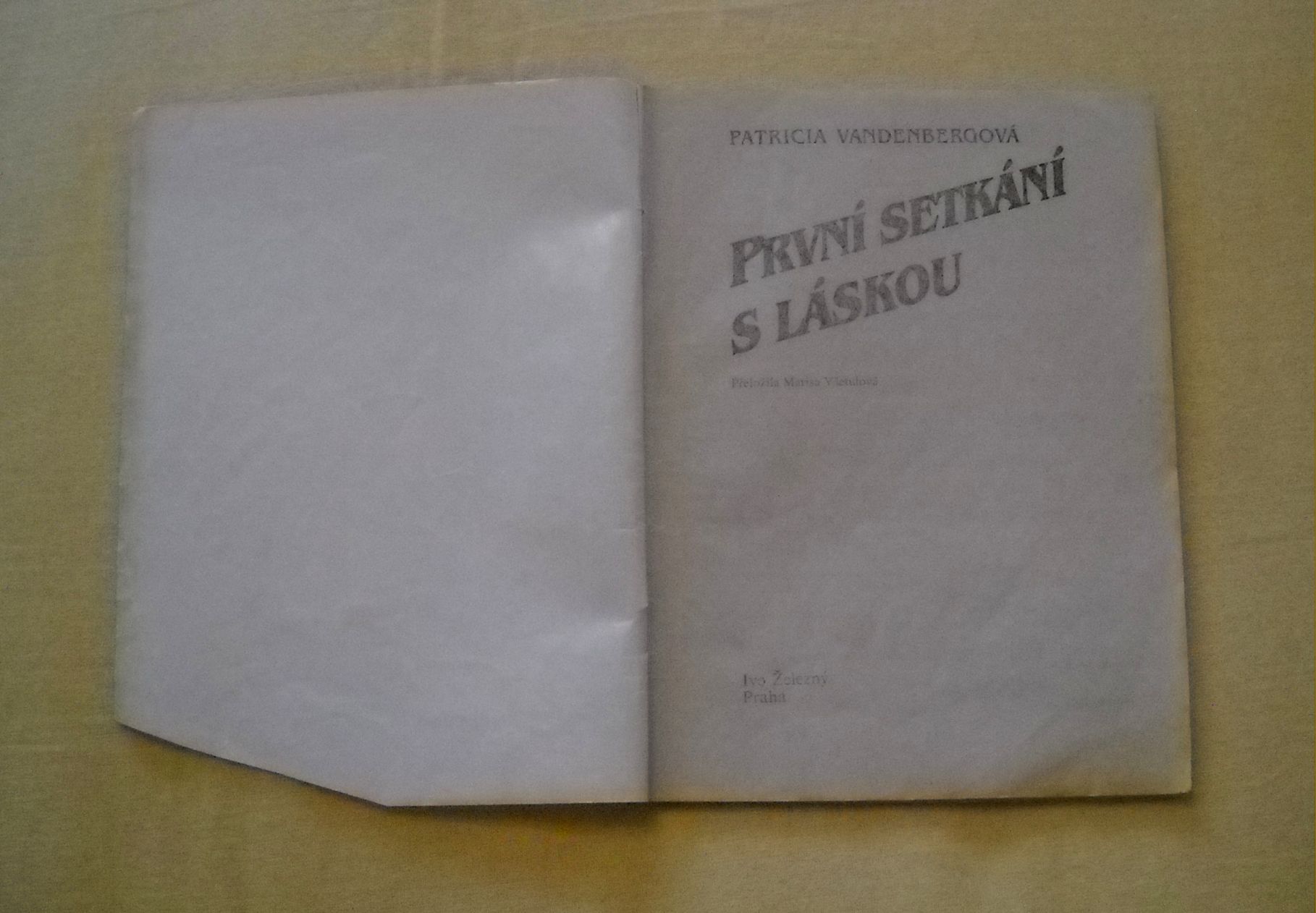 Patricia Vandenbergová - První setkání s láskou - IŽ 1992