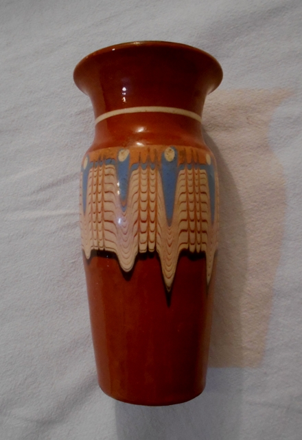 Bulharská keramika - zdobená vázička 14,5 x 7 cm