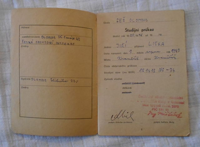 Studijní průkaz pro studující při zaměstnání vzor 1974 - použitý 1975-76