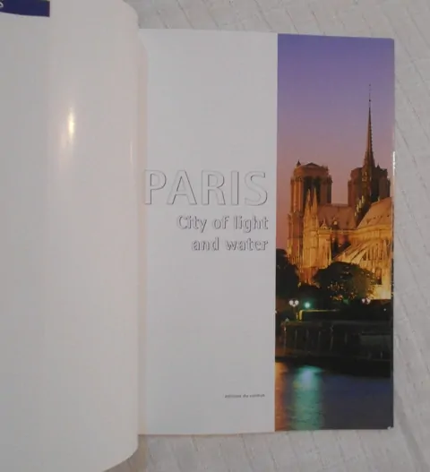 Turistická brožura Paris City of light and water - English edition - 2010