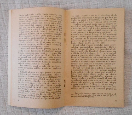 Vladimír Gorbunov - Lenin o úkolech kulturní revoluce - APN 1970