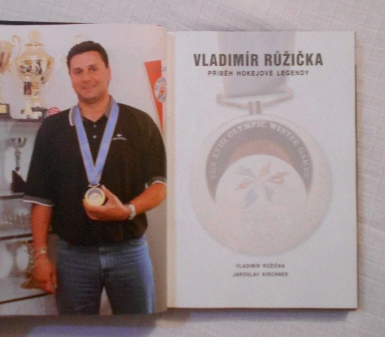 Růžička, Kirchner - Vladimír Růžička příběh hokejové legendy - 2003