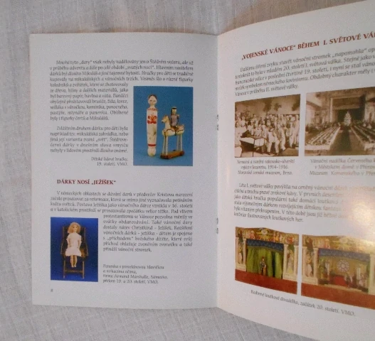 Veronika Hrbáčková - Vánoční stromky v proměnách času - 2004