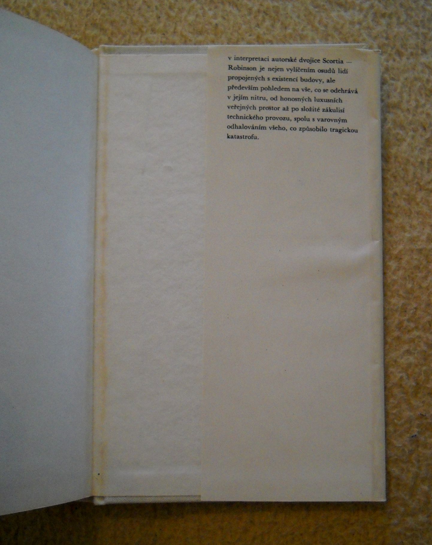 T.N. Scortia, F.M. Robinson - Skleněné peklo - 1980