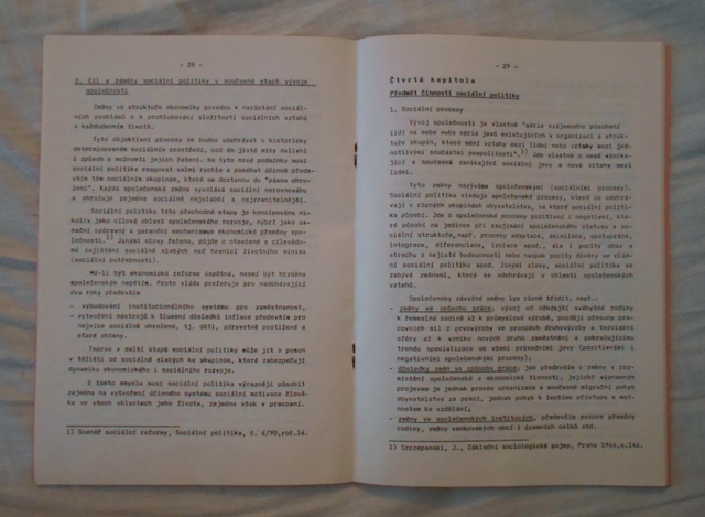 Ludmila Typovská - Úvod do sociální politiky - 1991