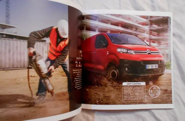 Reklamní prospekt Nový Citroën Jumpy - 2016