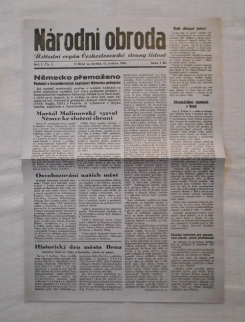Replika deníky květen 1945 - výběr titulních listů