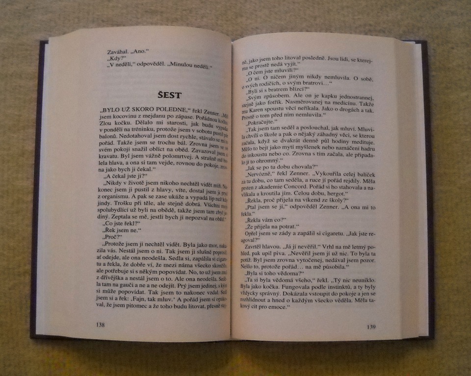 Michael Crichton - Případ dívky v tísni - Baronet 2007
