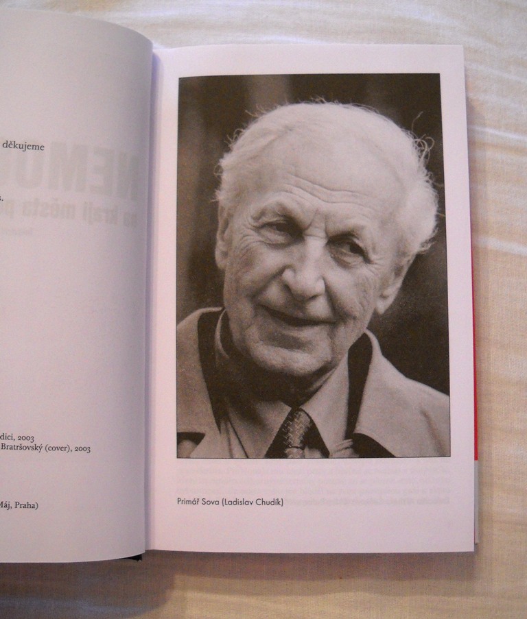 P. Zikmund - Nemocnice na kraji města po dvaceti letech - 2003