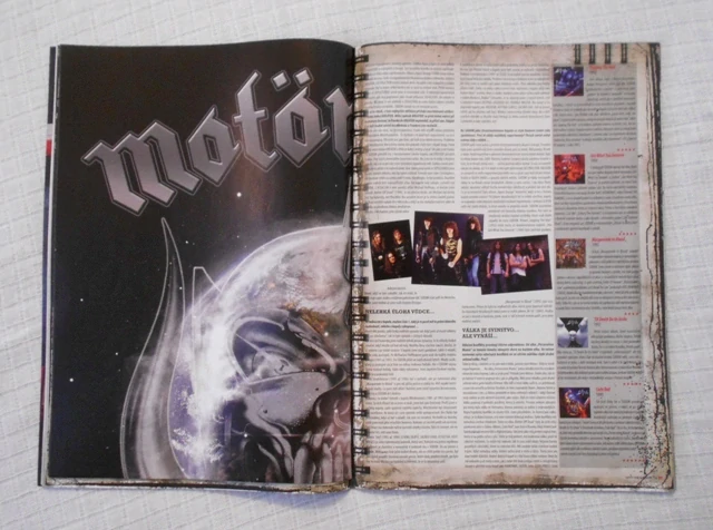 Rockový magazín Spark rok 2011 číslo 1 - SE STŘEDOVÝM PLAKÁTEM