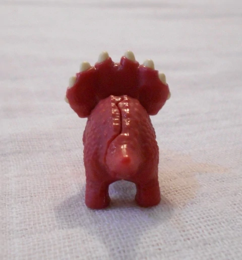 Dětská figurka - Triceratops Kinder Natoons VC099 - 5 cm
