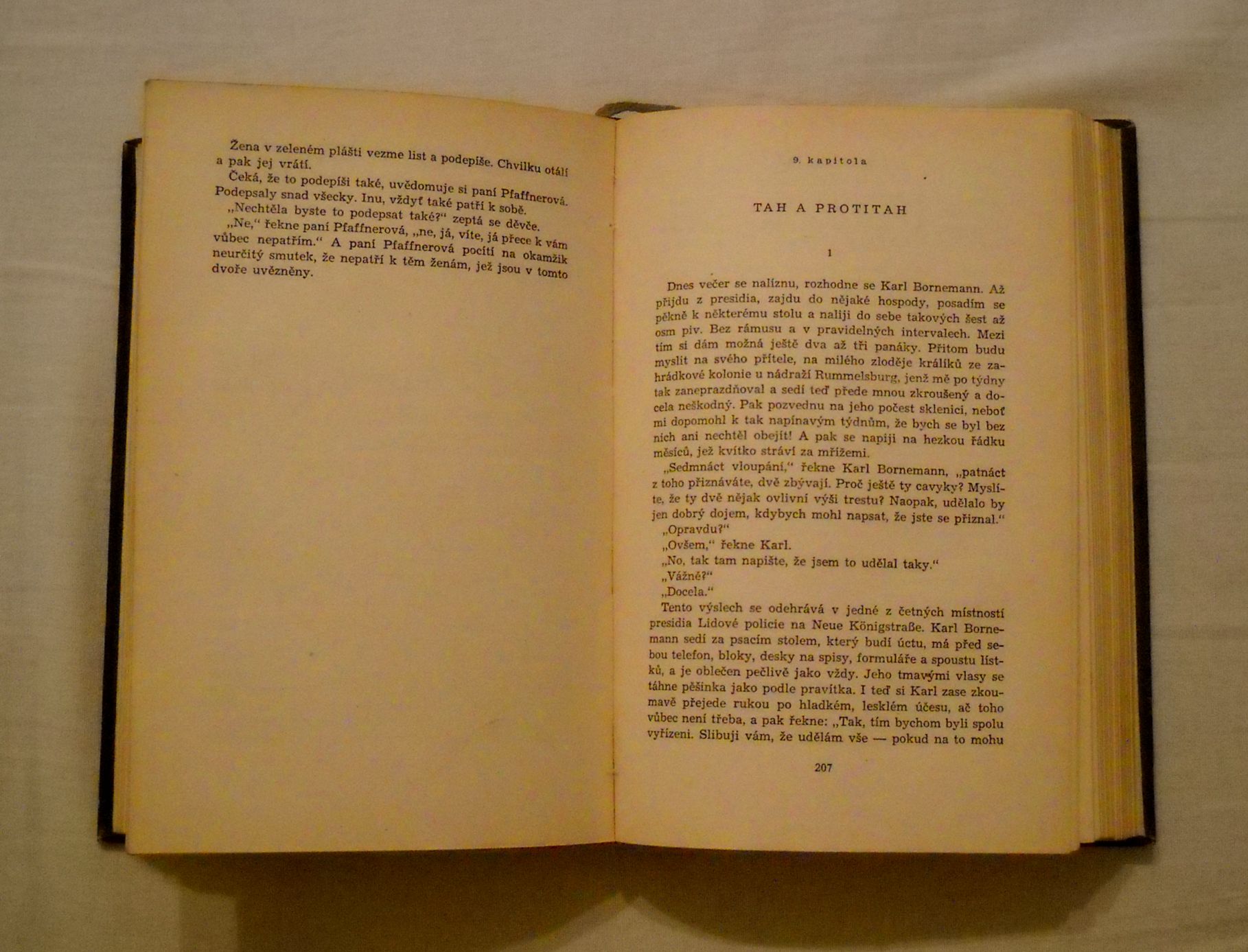 Erich Loest - Městem prochází hranice - Mf 1954