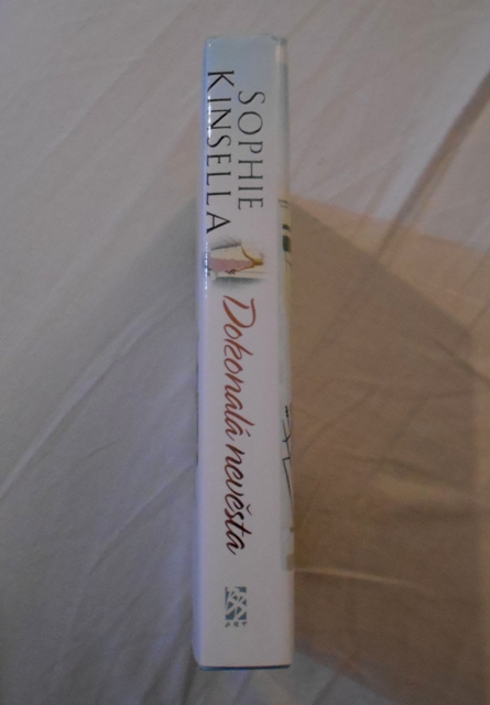 Sophie Kinsella - Dokonalá nevěsta - 2012