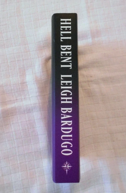 Leigh Bardugo - Hell Bent - 2024 anglicky ( s výrobní vadou )