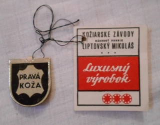 Závěsná maloobchodní etiketa Kožiarské závody Liptovský Mikuláš Pravá koža - 1988