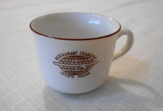 Porcelánový hrnek Letiště Praha Restaurant Transit - Thun - 6,2 x 5,2 cm