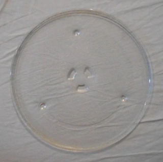 Talíř do mikrovlnné trouby - průměr 25,5 cm hnaný - POUŽITÝ